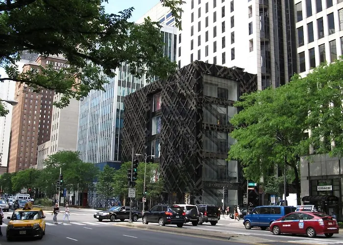Gold Coast Mag Mile Location #1